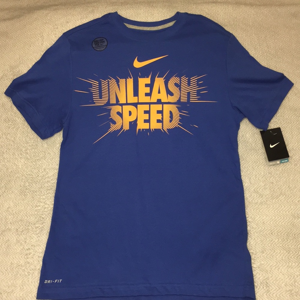 NWT Nike T-shirt